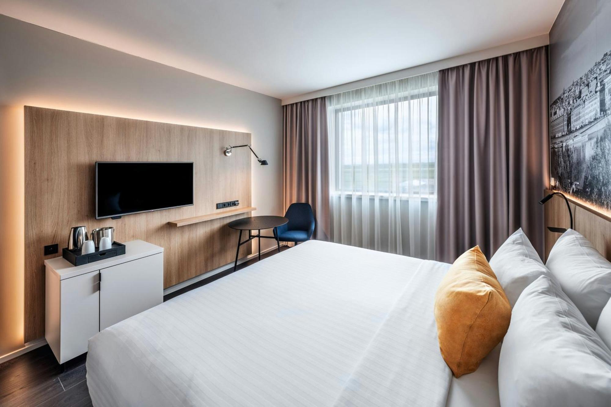 Kamer met 1 Kingsize Bed